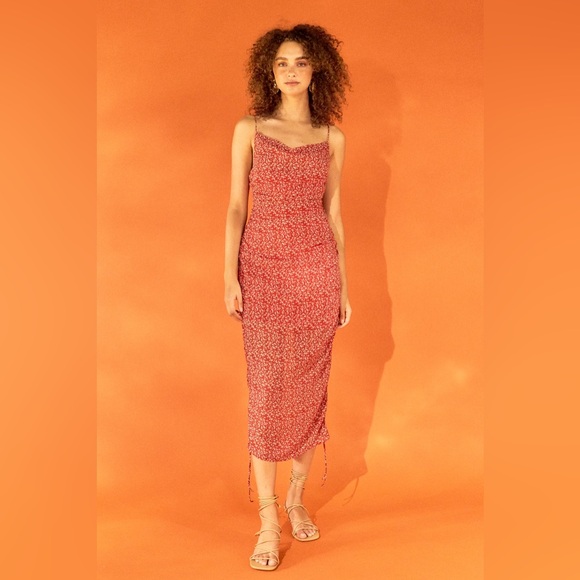 Endless Rose Dresses & Skirts - Endless Rose Red and White Floral Rouched Midi Dress